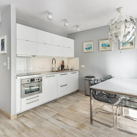 Sloneczny Apartment Lukecin